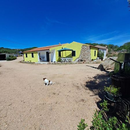 אגליאנטו B&B Li Salcuneddi מראה חיצוני תמונה