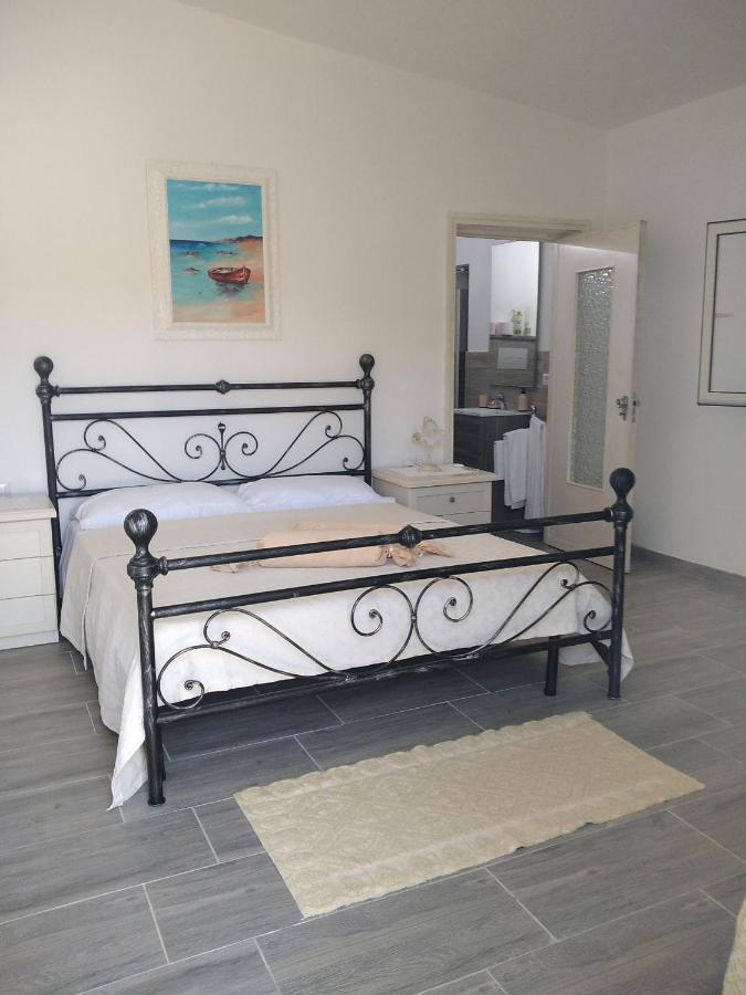 אגליאנטו B&B Li Salcuneddi מראה חיצוני תמונה