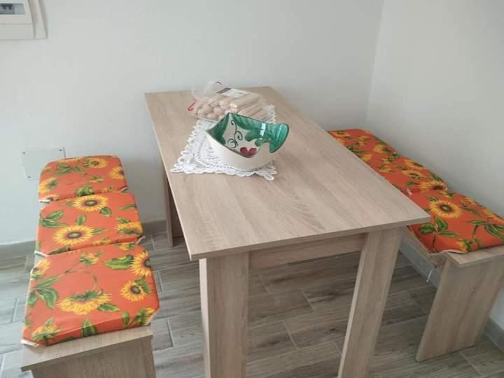 אגליאנטו B&B Li Salcuneddi מראה חיצוני תמונה