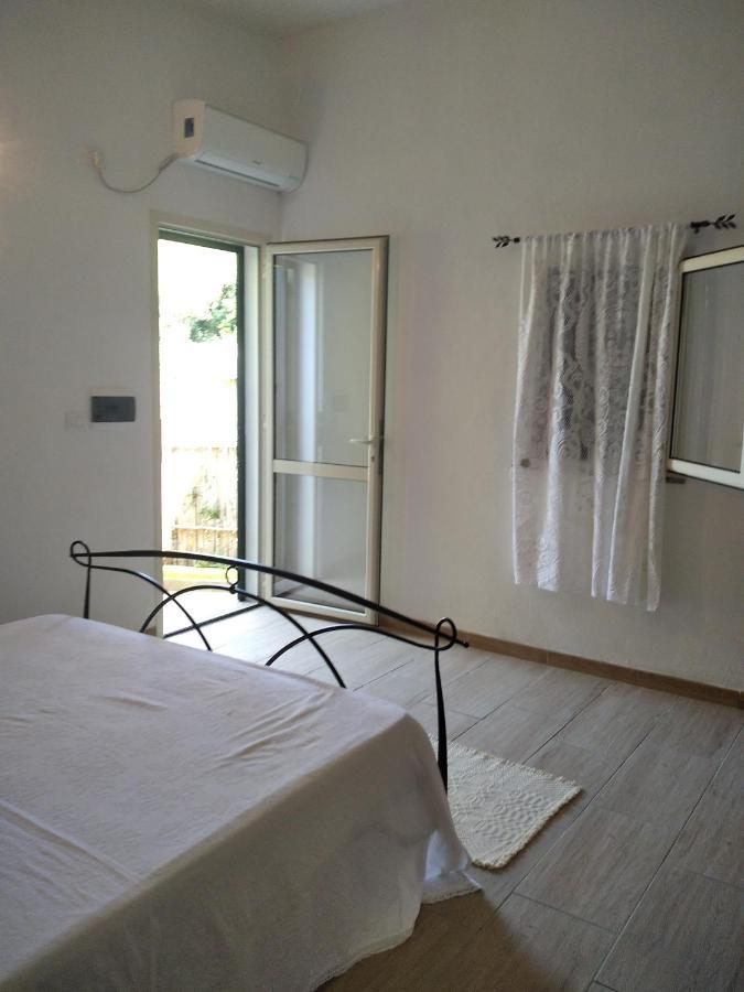 אגליאנטו B&B Li Salcuneddi מראה חיצוני תמונה