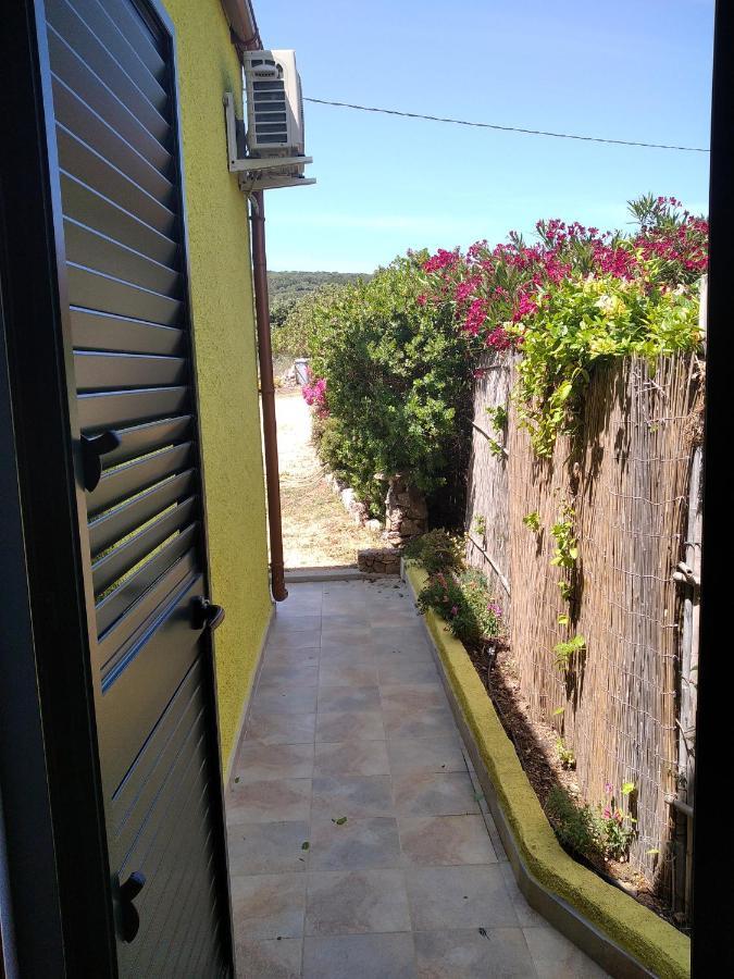 אגליאנטו B&B Li Salcuneddi מראה חיצוני תמונה
