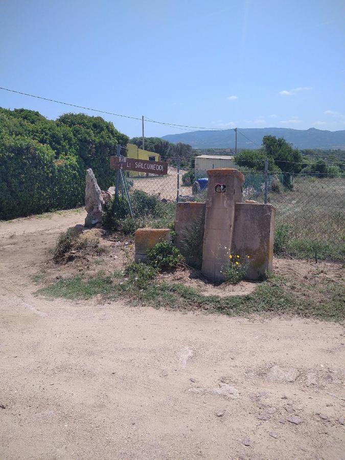אגליאנטו B&B Li Salcuneddi מראה חיצוני תמונה