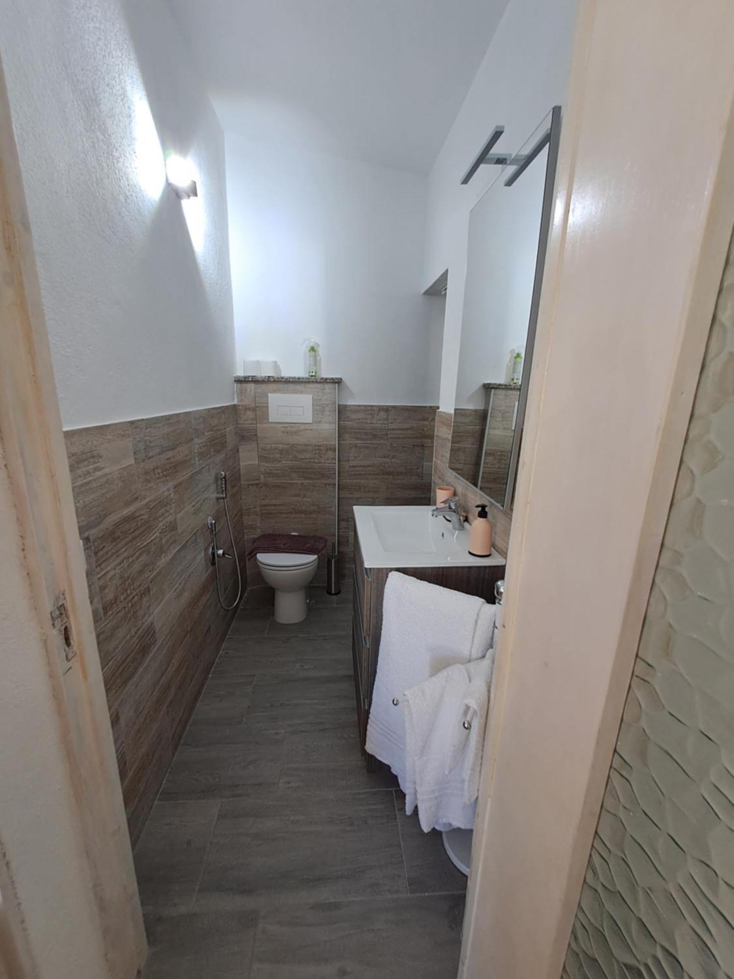 אגליאנטו B&B Li Salcuneddi מראה חיצוני תמונה