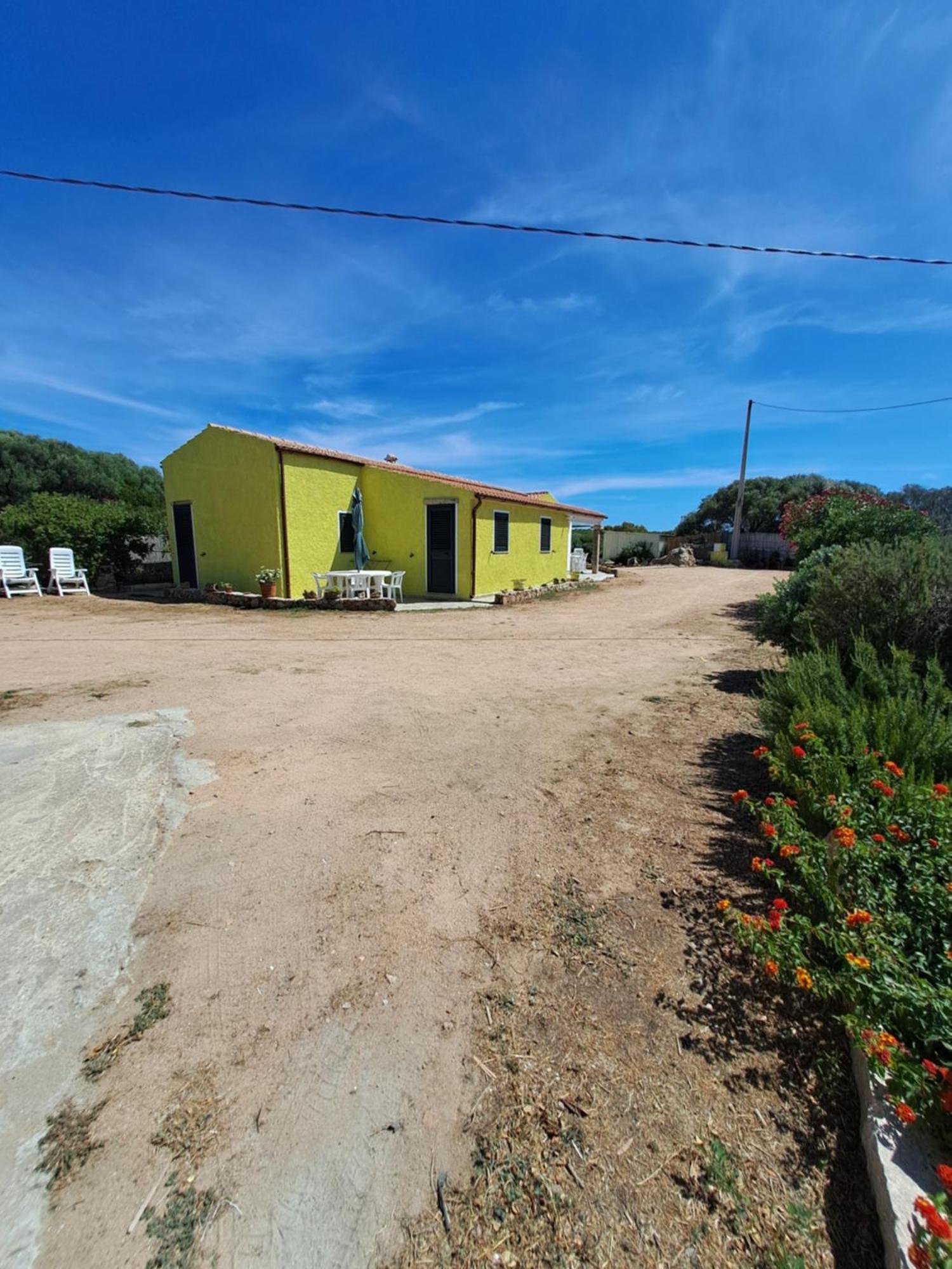 אגליאנטו B&B Li Salcuneddi מראה חיצוני תמונה
