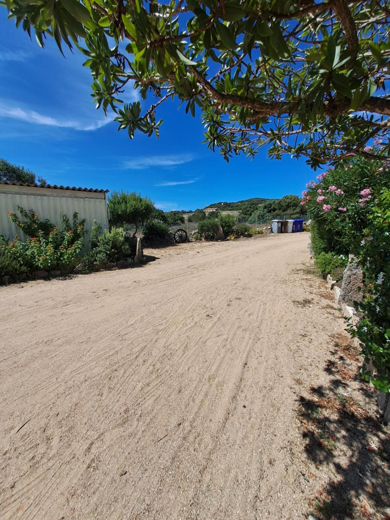 אגליאנטו B&B Li Salcuneddi מראה חיצוני תמונה