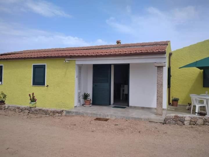 אגליאנטו B&B Li Salcuneddi מראה חיצוני תמונה