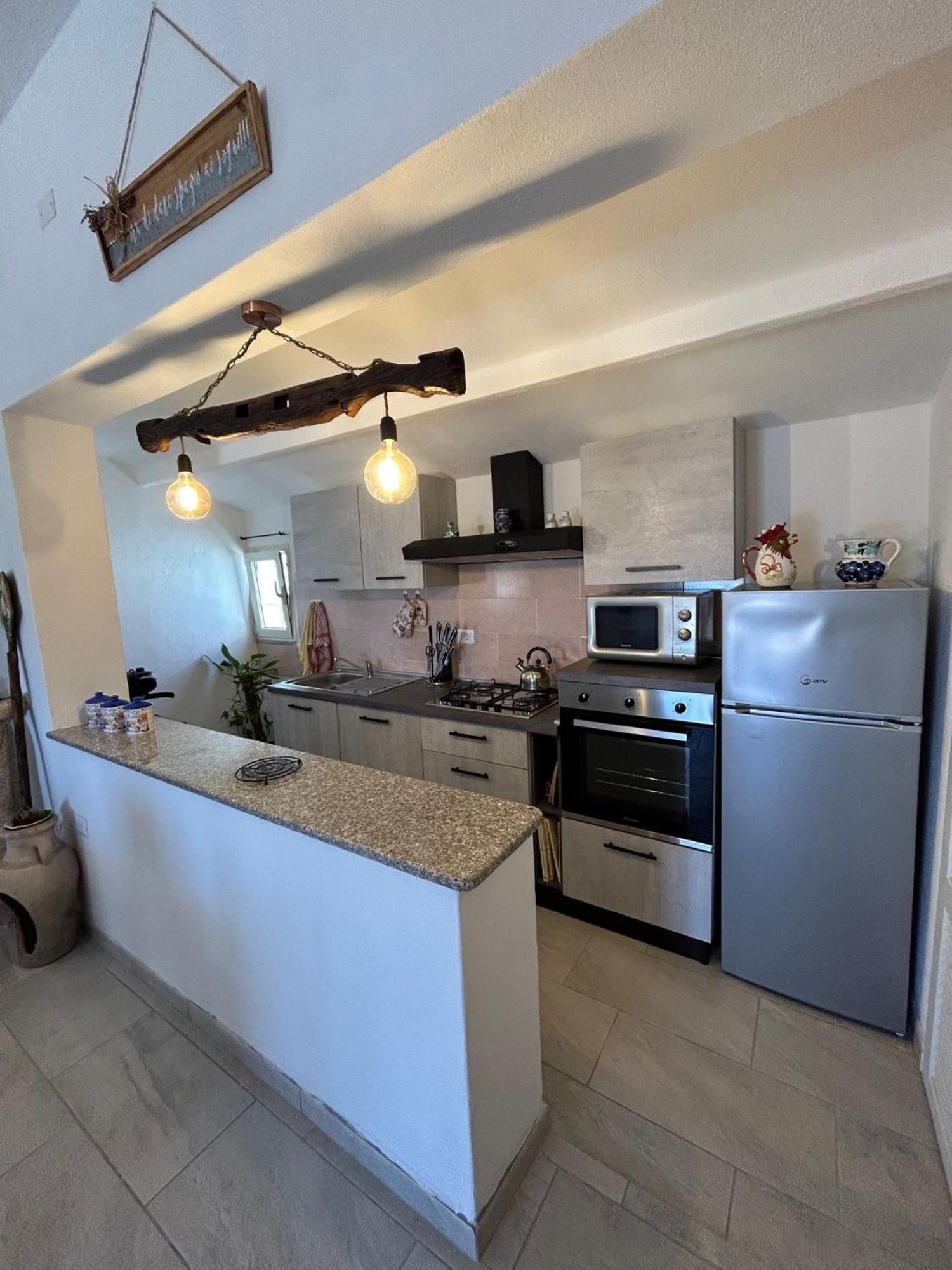 אגליאנטו B&B Li Salcuneddi מראה חיצוני תמונה